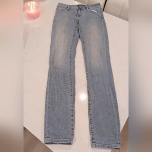 Neuw Light Blue Women's Skinny Jeans